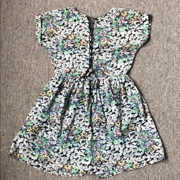 Floral button front lace up back dress sheer top - Picture 2 of 6